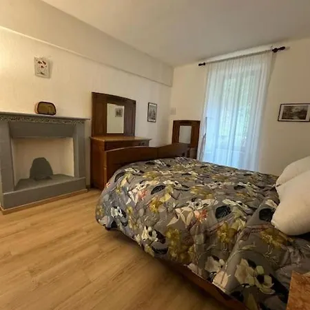 Apartment Domus Lapis Front View - Ixihome